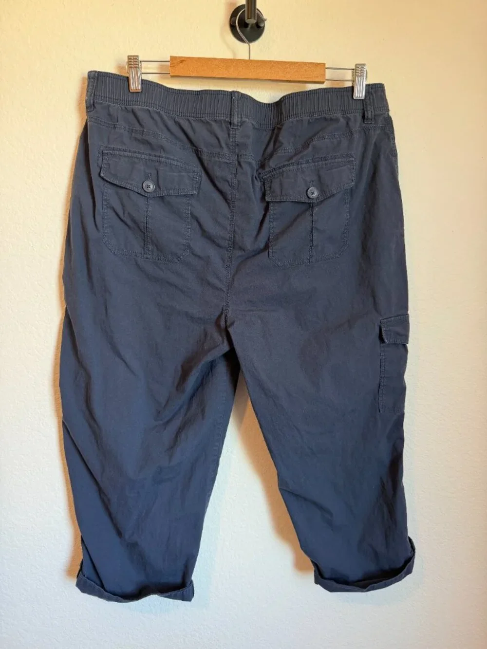 Chico's Navy Cargo Capri Pants 3.5 XL Pull-On Cotton Stretch Travel Utility